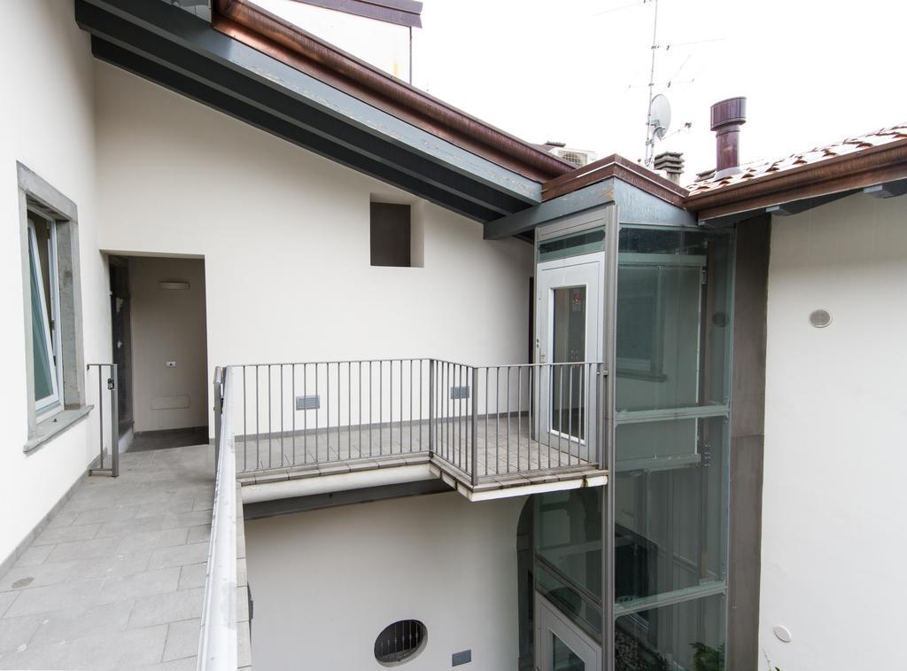 Vip Bergamo Apartments Exterior photo